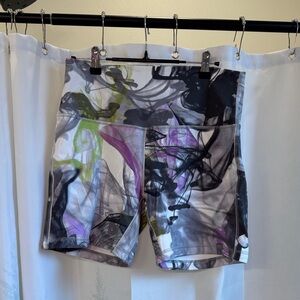 Lululemon Align Shorts size 12 Unicorn Tears Print
